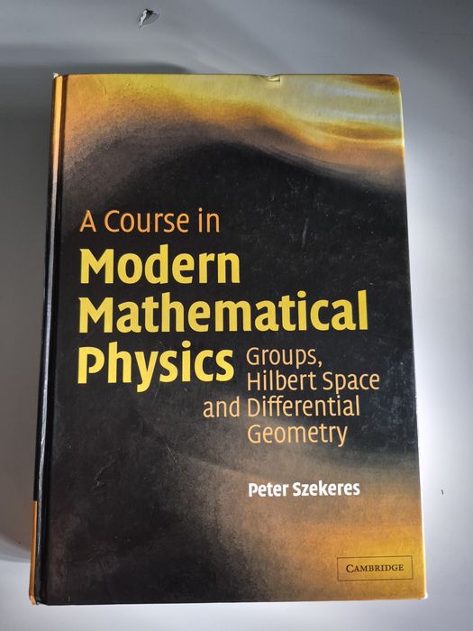 Livros universitários de física, engenharia e matemática