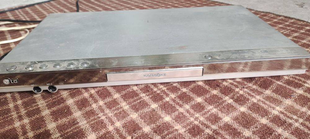 DVD плеєр б/у, в робочому стані.