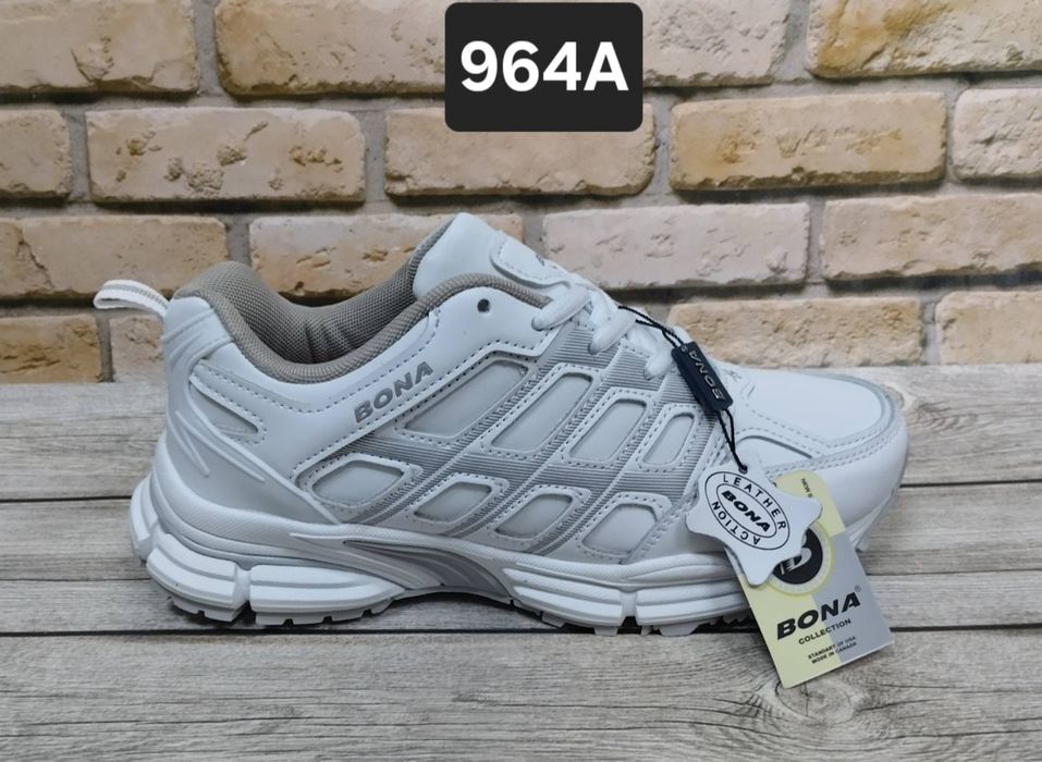 Білі шкіряні кросівки Bona 964A  40p
