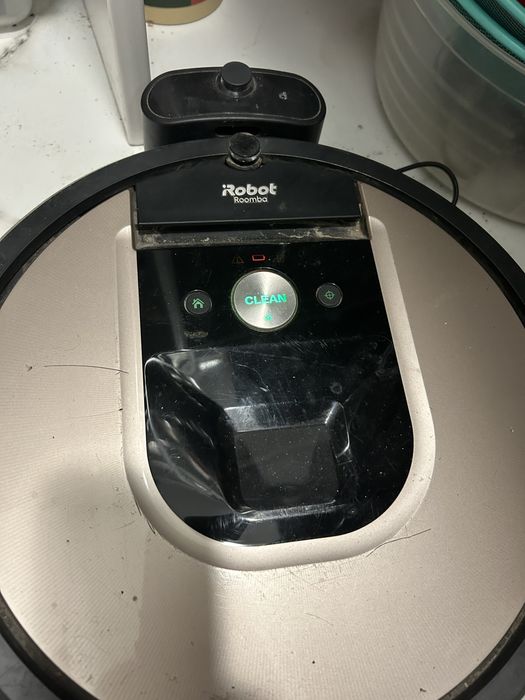 I robot roomba uszkodzony