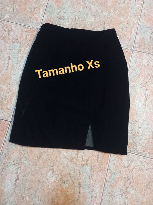 Saia de veludo como nova