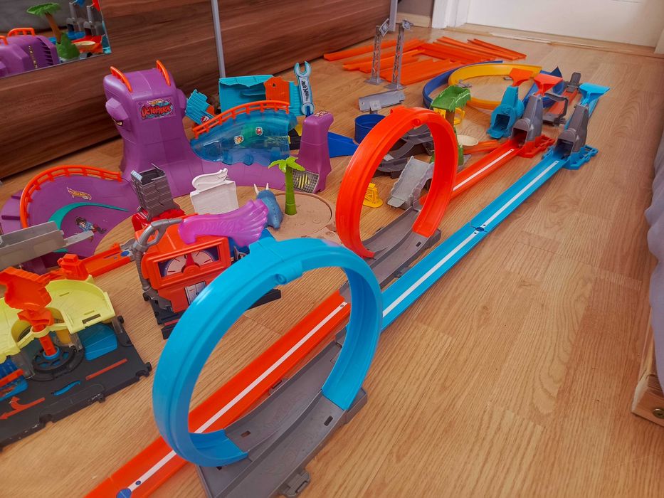 Zestawy hot wheels