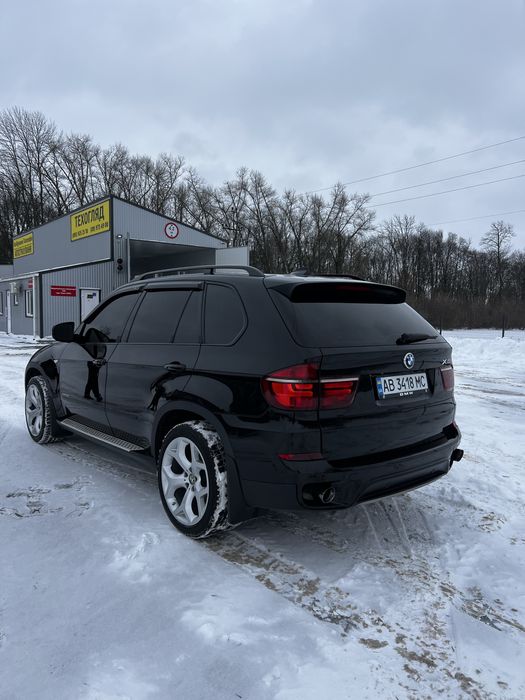 BMW X5 3.0D 35xDrive 2011 /гарна комплектація/не фарбована