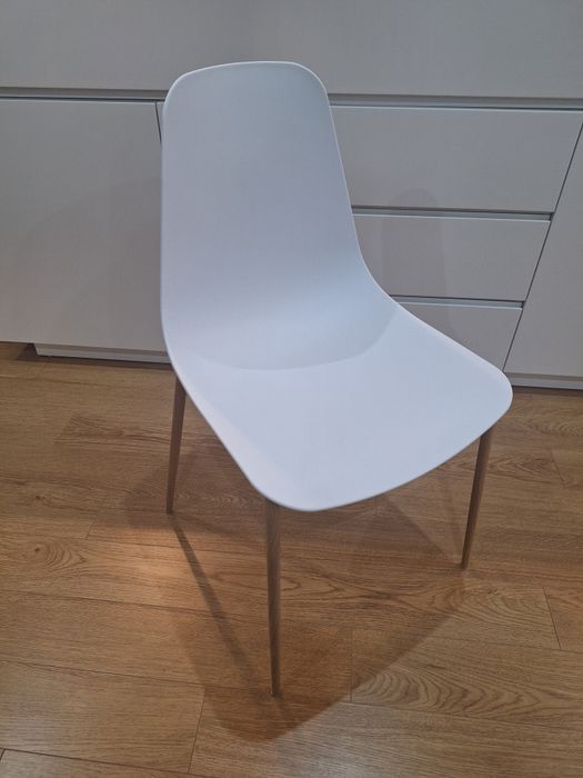 Chair (3 units)