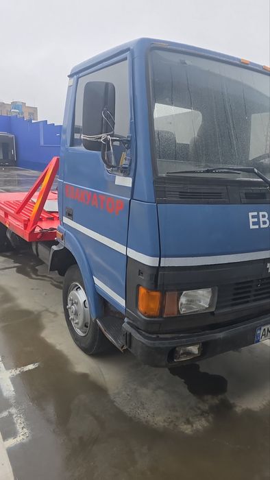 Продам автоевакуатор TATA 2005р.