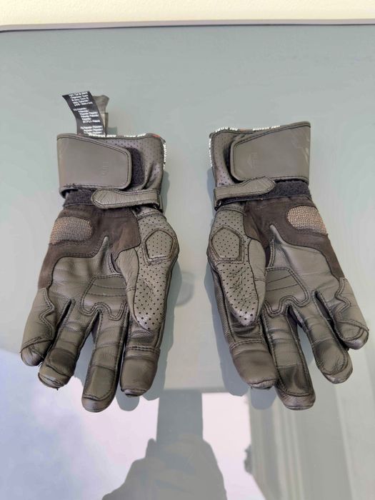 Luvas Alpinestars SP-8 v3 couro pele mota