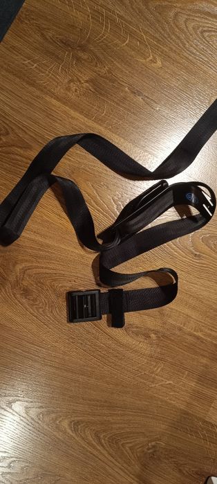 Adapter samochodowy do pasów w ciąży Ag
