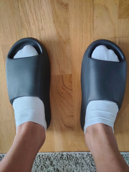 yezzy slide rozmiar 46