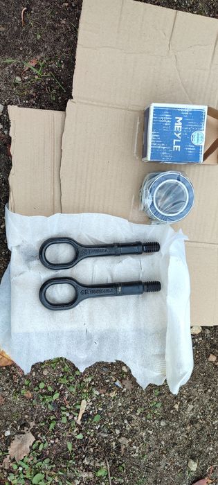 Продам крюк буксировочный