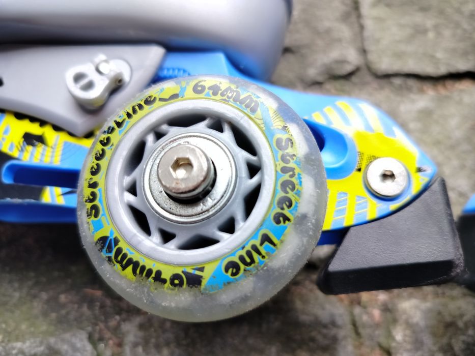 Patins em linha de criança