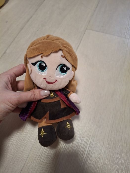 Игрушка кукла Анна