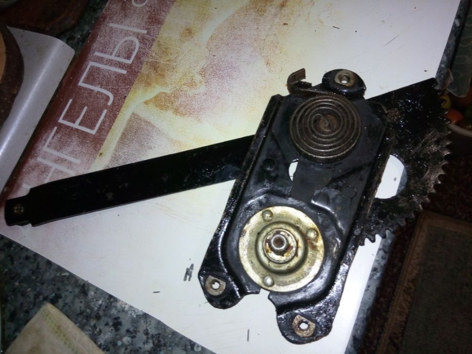 Продам СТЕКЛОПОДЪЁМНИК для грузового автомобиля ГАЗ