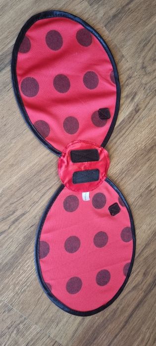 Biedronka strój karnawałowy kostium na bal przebierańców ladybug