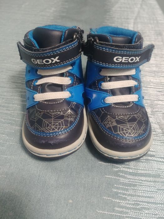 GEOX respira świecące buty r 20