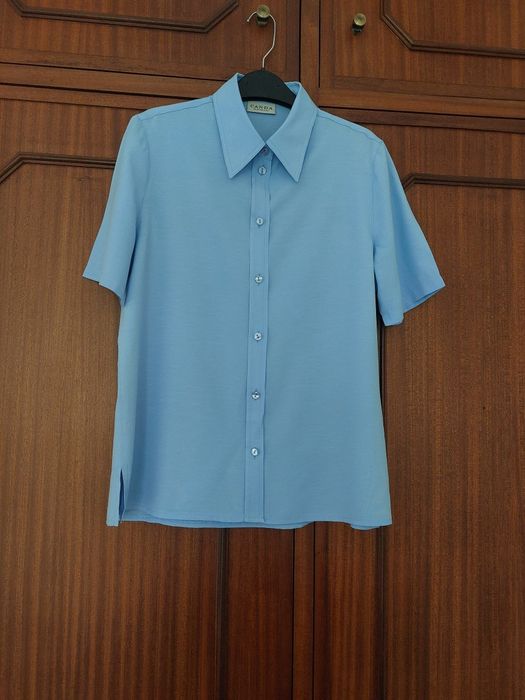 Blusa azul de meia manga