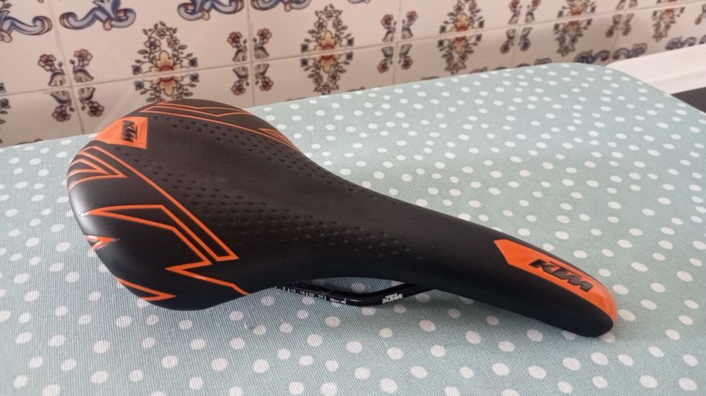 Selim e guiador  BTT KTM