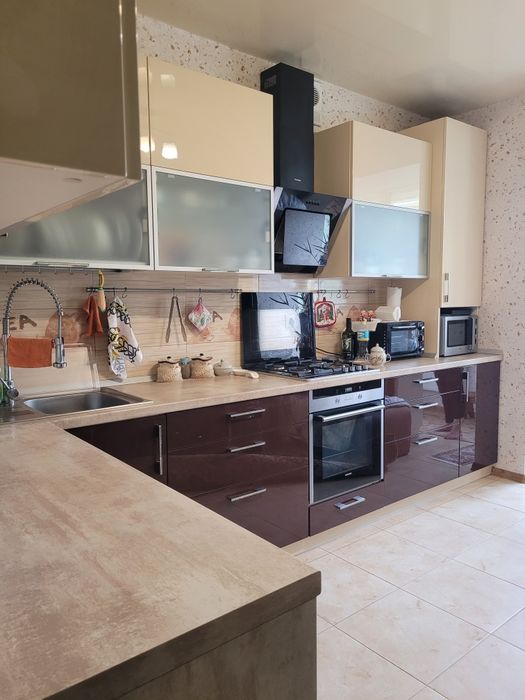Продам 2 км.кв.вул.Урожайна(Коцюбайла да Вінчі),обжита новобудова в красивому ЖК,від найкращого забудівник ВАМбуд,заходь і живи