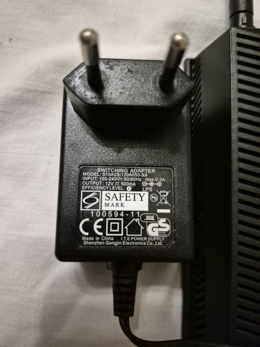 WIFI роутер ASUS  RT-N12E