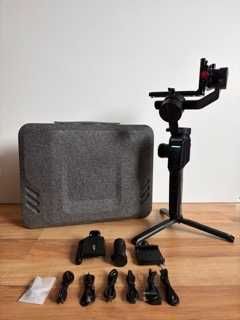 iphone 14 pro 1TB / moza aircross 2 / dji osmo mobile 6