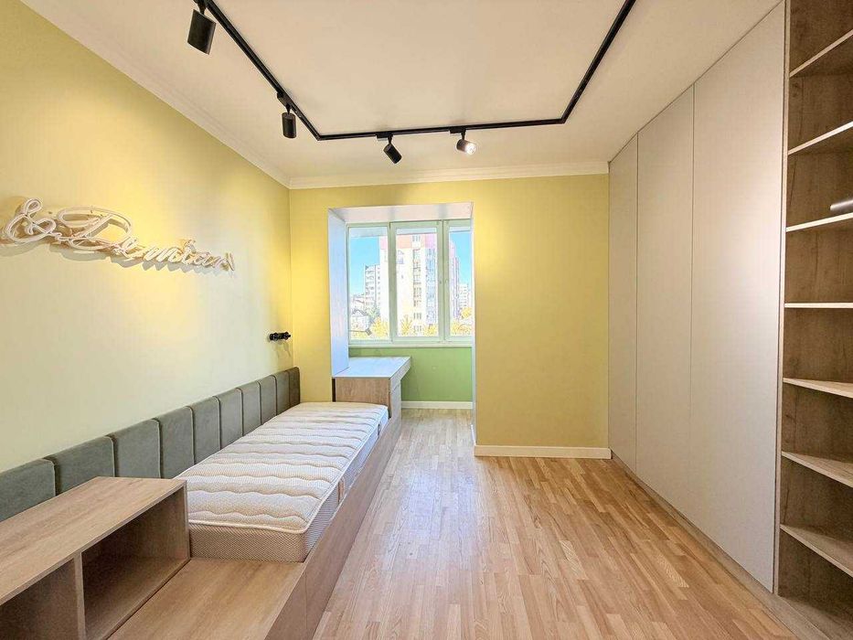 Продаж 3 кімнатної квартири в ближньому центрі міста по вул Лінкольна
