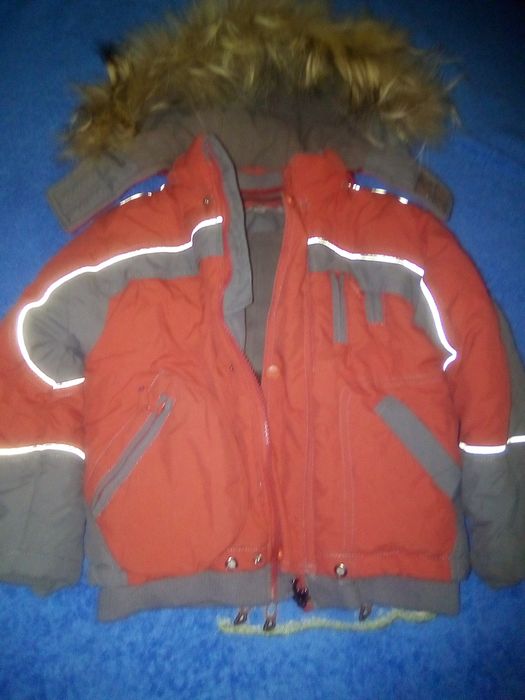 Зимний костюм: куртка с комбинезоном