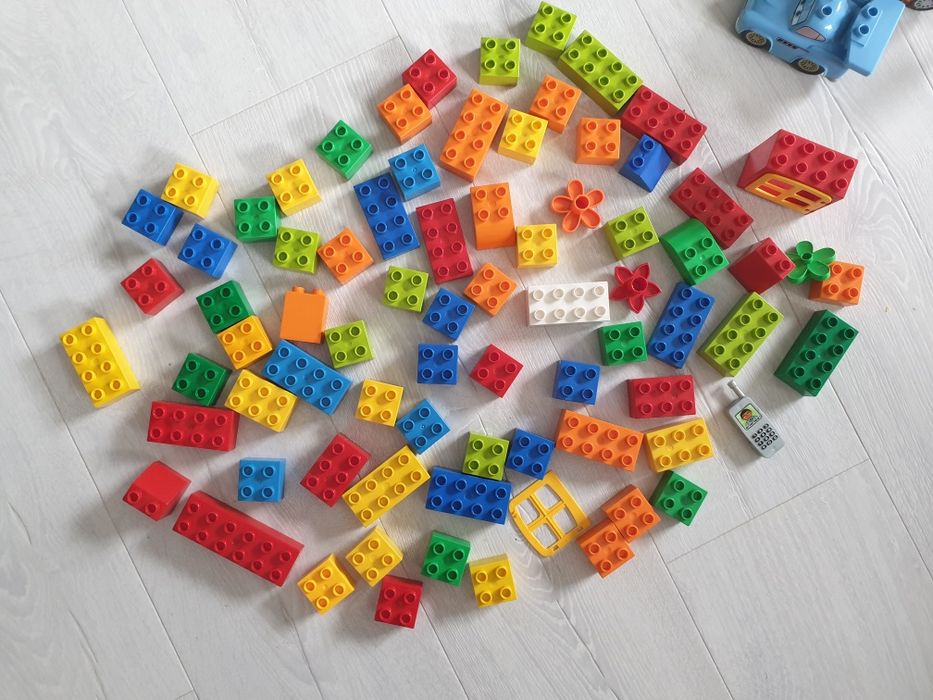 Zestaw klocków LEGO DUPLO bardzo duży POLICJA, CARS
