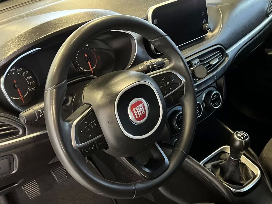 Fiat Tipo Station Wagon 1.3 M-Jet Lounge Tech