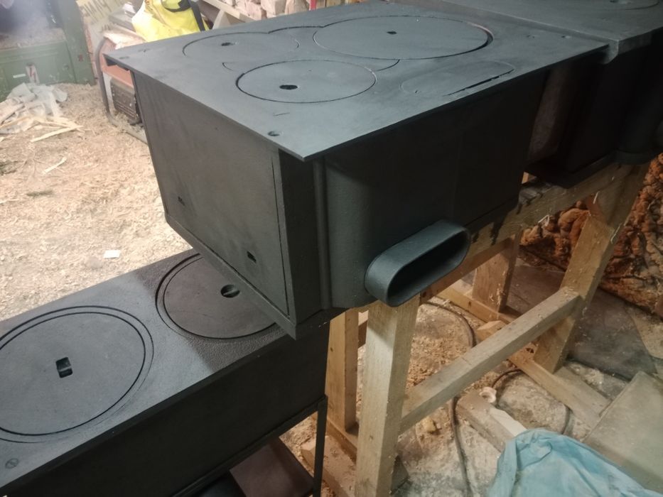 Żeliwny piecyk kuchenka antyk koza kominek