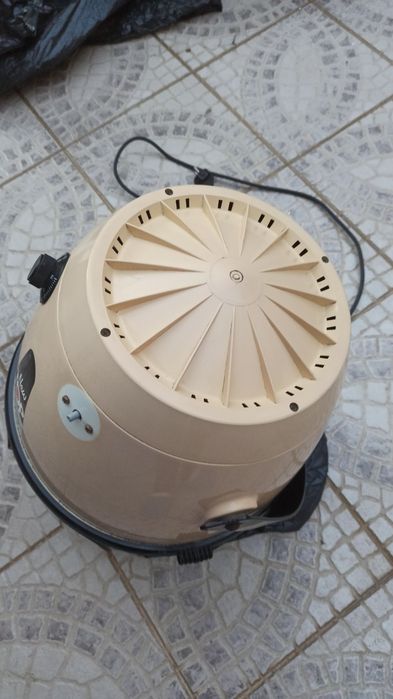 Secador de cabelo com suporte para pôr na cadeira
