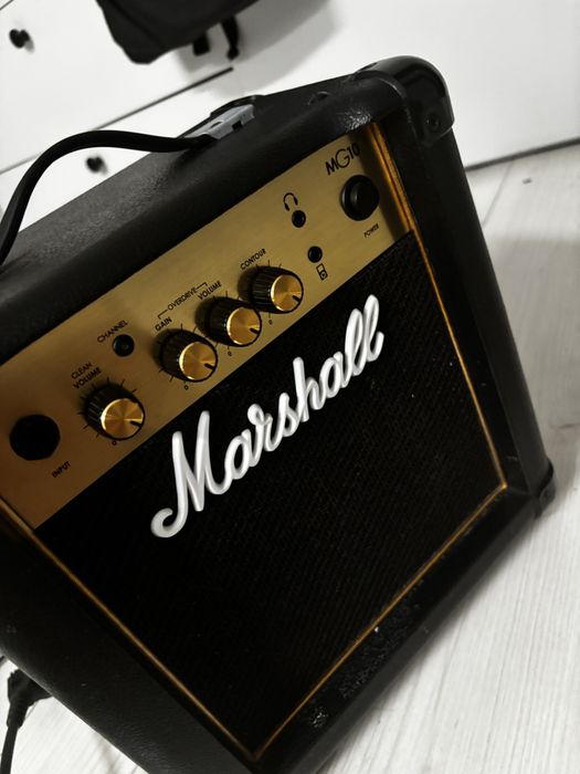 Wzmacniacz (piecyk) Marshall