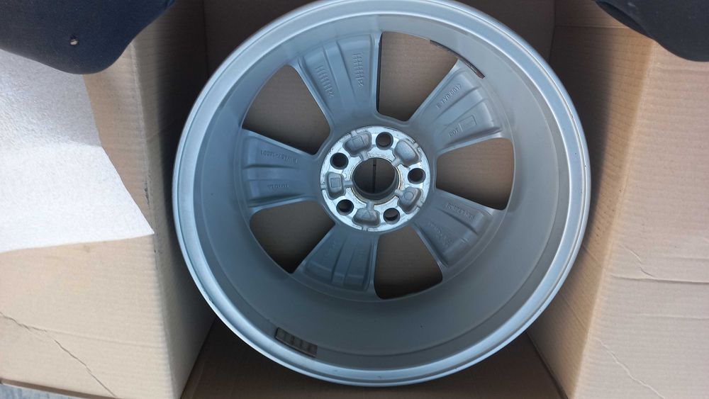 Alufelgi Toyota 17 cali 5x114,3 Orginał