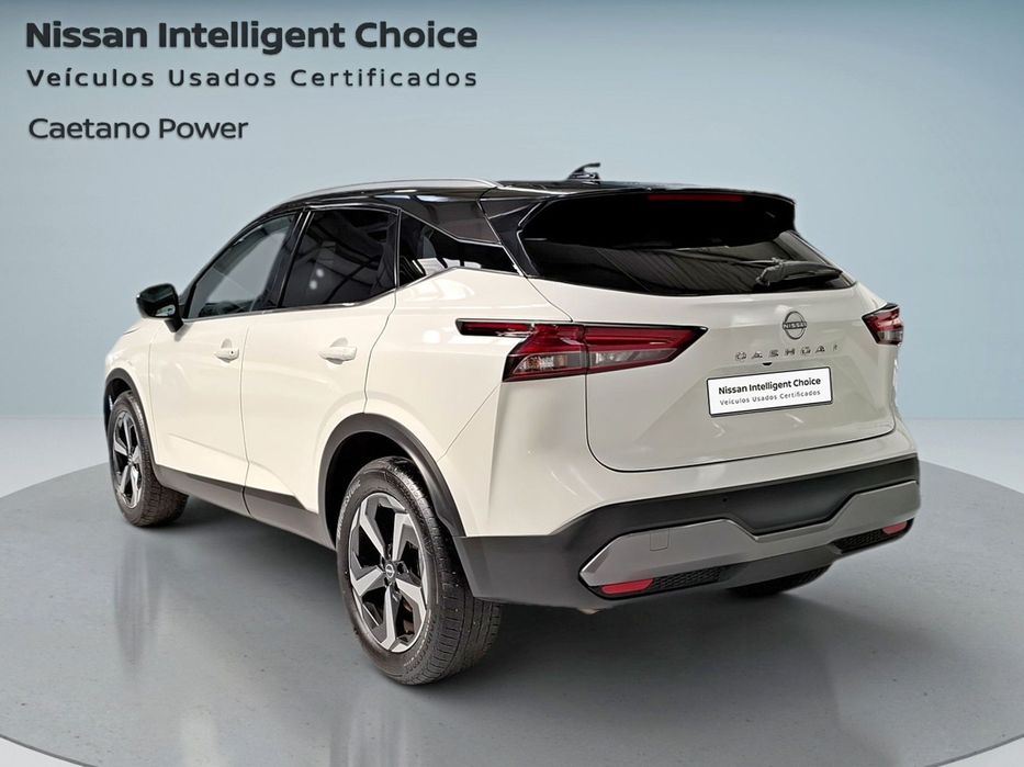Nissan Qashqai 1.3 DIG-T N-Connecta LED+SKY Xtronic