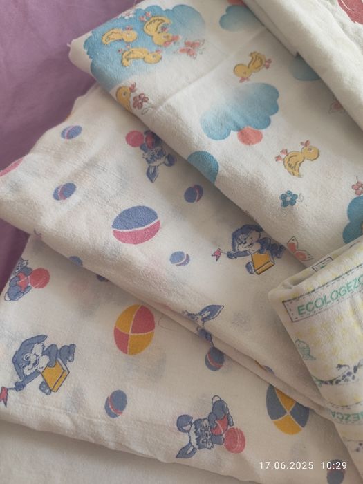 Продам набір тоненьких пелюшок