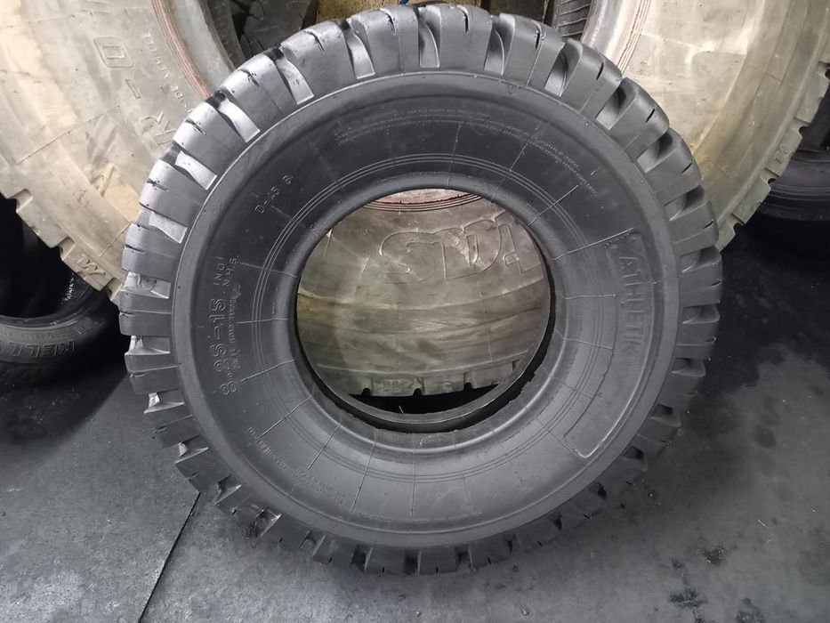 Opona używana przemysłowa 8.25-15 8.25R15 ATHLETIK D-45 200zł W4704