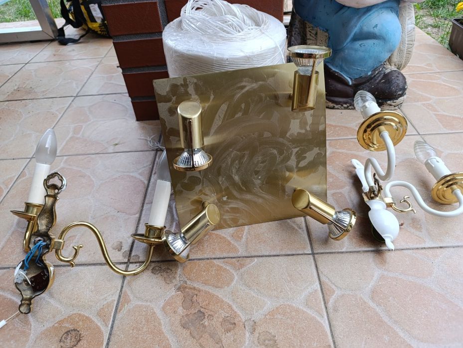 Lampa wisząca  złota  i kinkiety