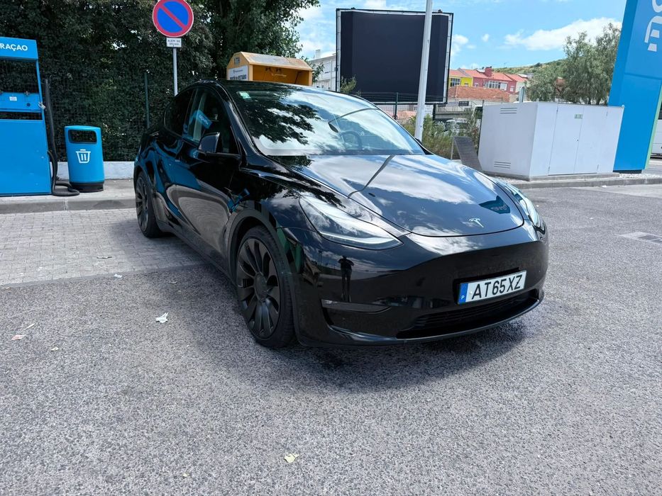 Tesla Model Y Performance Tração Integral