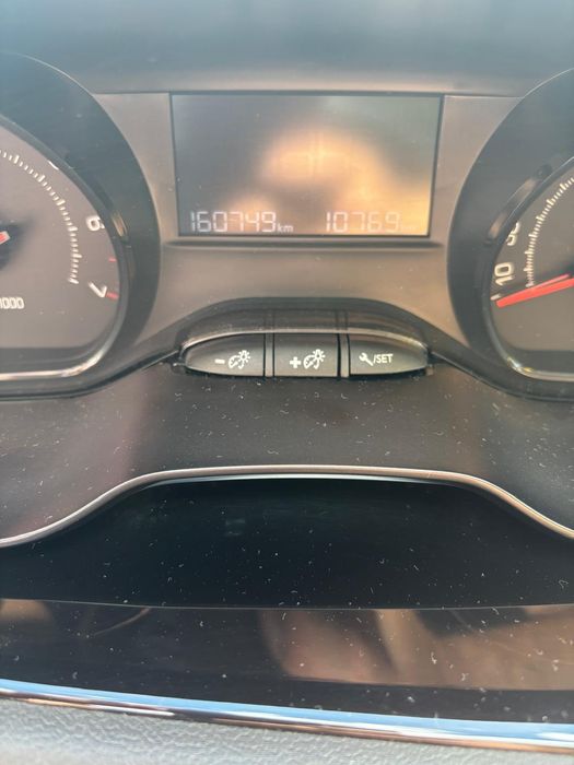 Peugeot 208 Gasolina