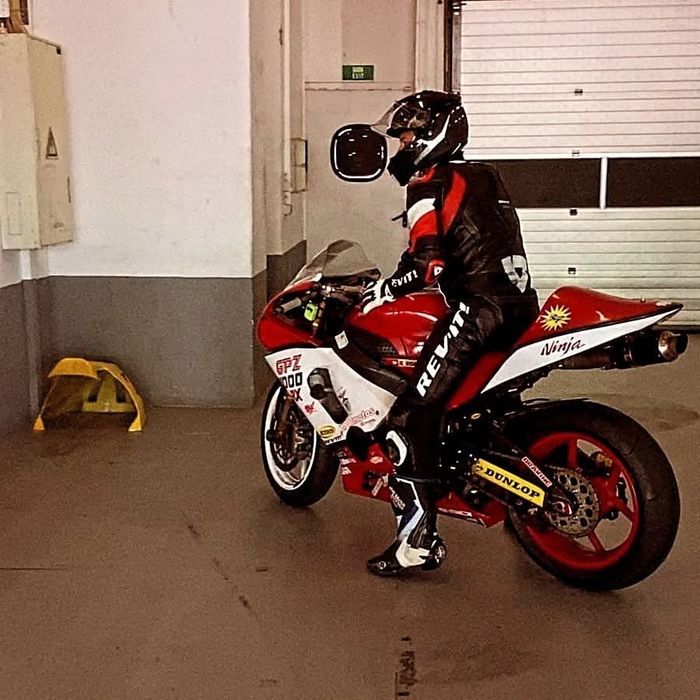 Kawasaki ninja zxr6