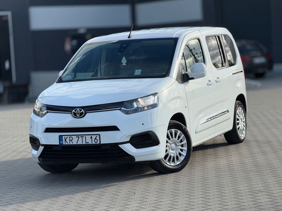 Toyota Proace City Verso 2020r*1.2Brmz*110KM*salon Polska*bdb stan* ważne opłaty*Gotowy do jazd