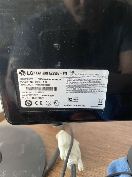 Продам 2 монітори 20 і 22 дюйма