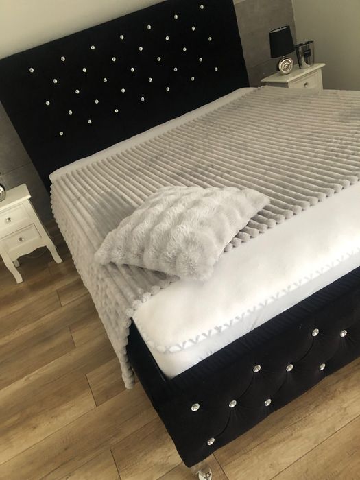 Łóżko do sypialni