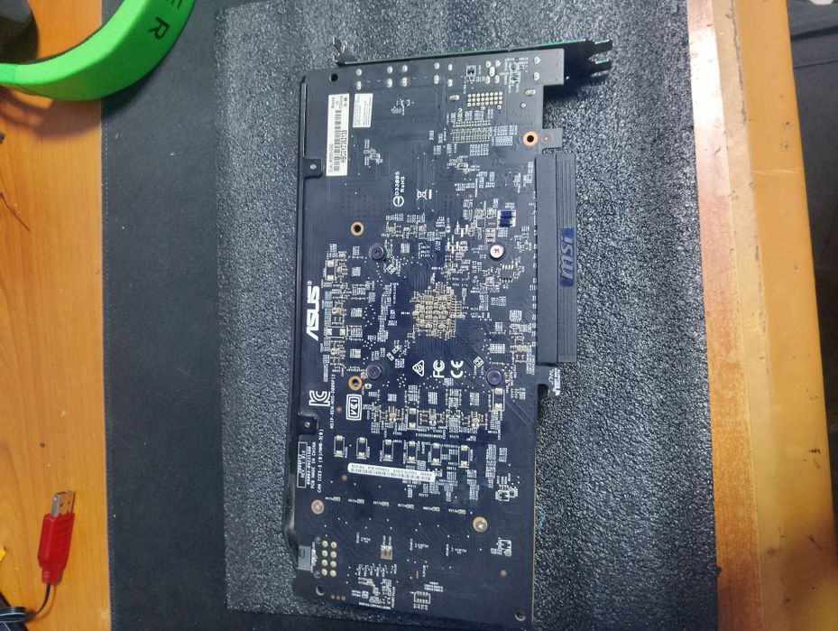 Відеокарта в робочому стані radeon RTX 580 4G