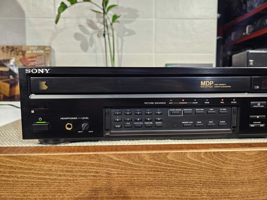 Програвач LD дисків Sony MDP-650D Дефект!