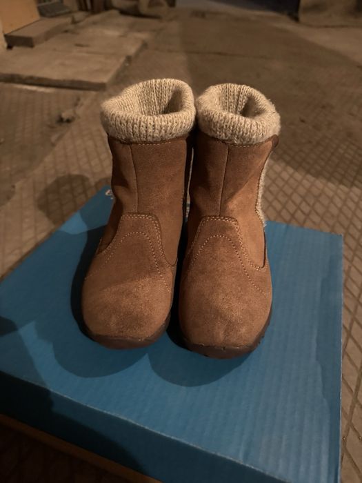 Продам ботинки