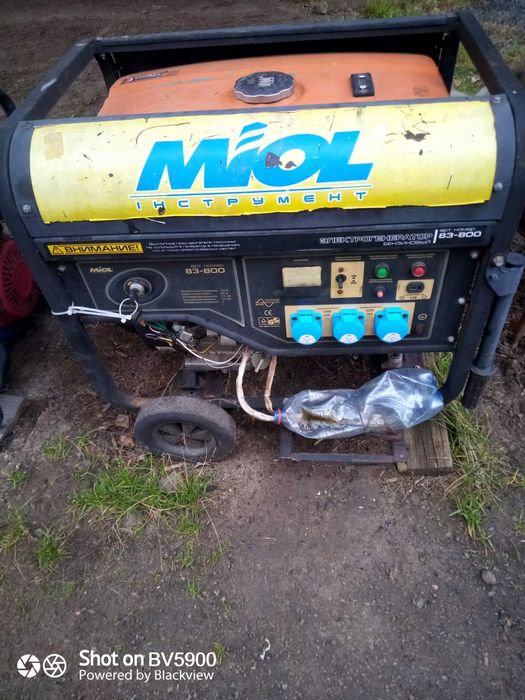 Генератор бензиновий