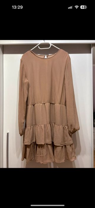 Sukienka elegancka beżowa roz. L