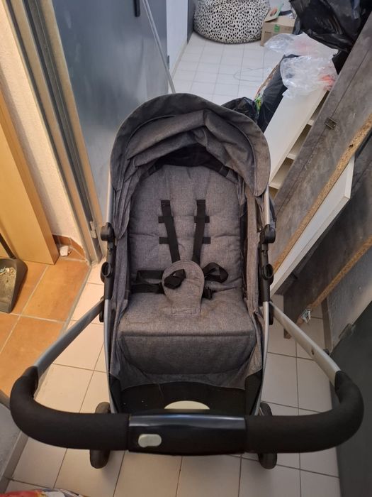 Carrinho bebé 3 em 1