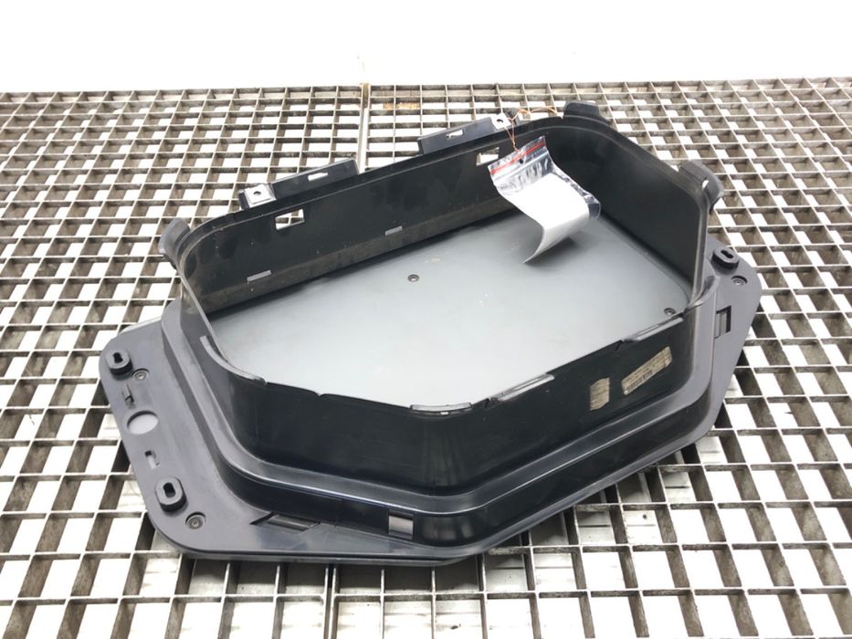 SCHOWEK NA NARTY BMW E93 6973024