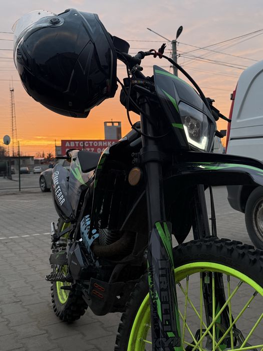 Мотоцикл Exdrive crf250