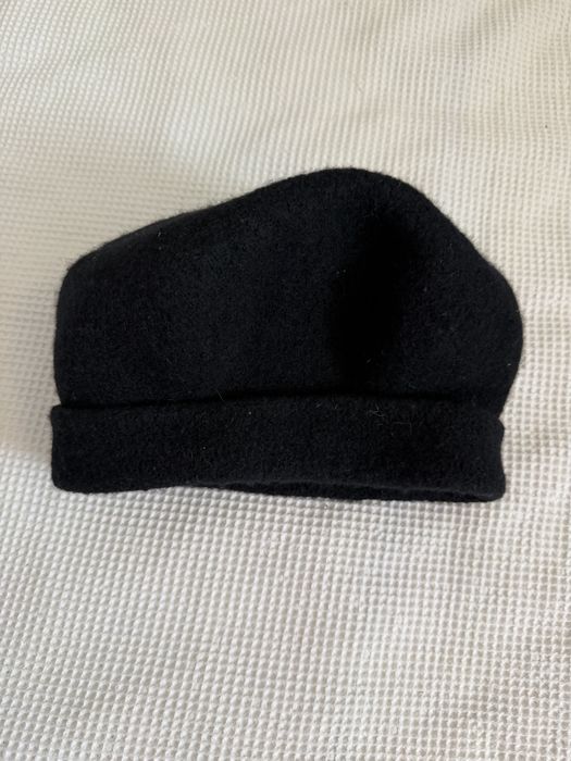 Czarny beret welna noa noa uniwersalny welna cieplo zima stan bdb
